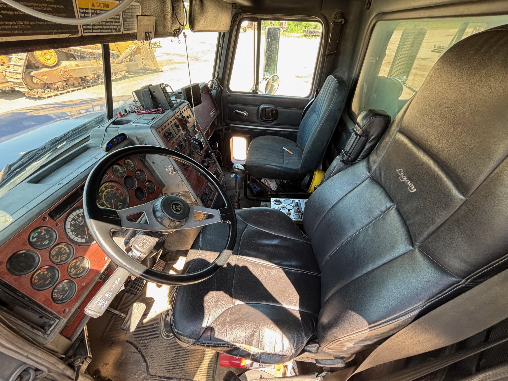 1997 MACK CL713 - Image 12